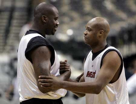 乒乓球混团世界杯｜未派最强阵容，玩起田忌赛马，韩国队没给国乒带来任何威胁（乒乓球混团世界杯｜韩国队非最强出战玩田忌赛马，仍未对国乒构成威胁）