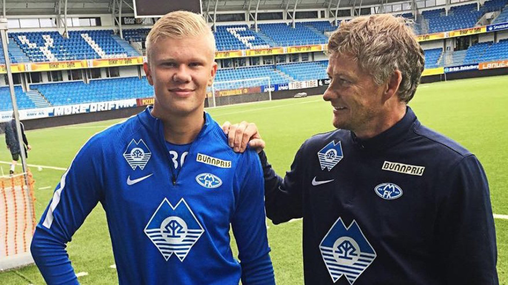 斯洛特：最近几周我们都经历了考验，球队必须拼搏并继续战斗（斯洛特：近几周考验不断，球队唯有拼尽全力继续战斗）