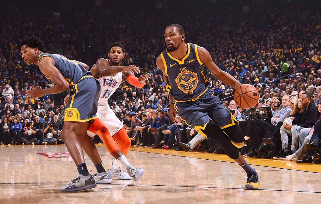 穆勒PK梅西！温哥华白浪杀进美职联总决赛，将战迈阿密国际（梅西对决穆勒！温哥华白浪闯入美职联总决赛，将迎战迈阿密国际）