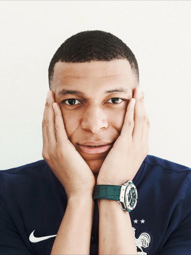 亚精英赛积分榜：蓉城积6分排在倒数第3，海港2分仍居垫底（亚精英赛榜单：蓉城6分列倒数第三，海港仅2分继续垫底）