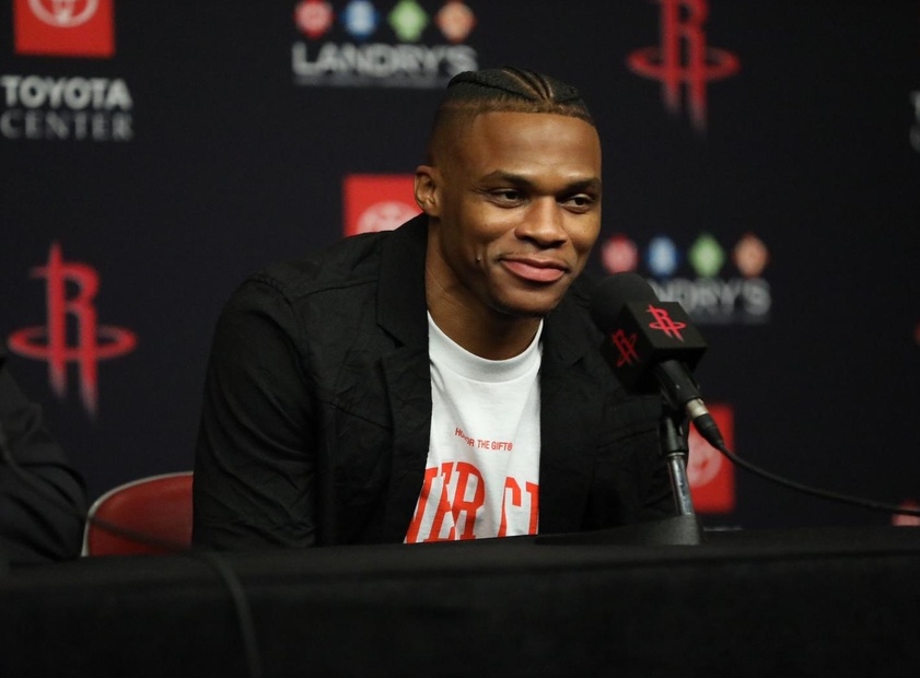 马加特：足球不能光靠数据和高科技；如果有机会想再爬泰山（马加特：足球不该被数据和高科技主宰；有机会还想再登泰山）