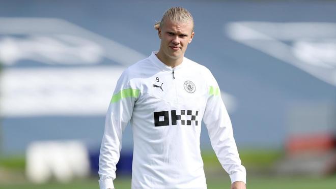 NBA新景象！杨瀚森与扎克·埃迪两位黄皮肤中锋跳球开场（NBA新气象！杨瀚森与扎克·埃迪两位亚裔中锋完成开场跳球）