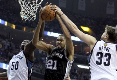 SGA：我喜欢和狄龙对位，无论你愿不愿意，你都得和他拼（SGA：我享受与狄龙对抗，不管你愿不愿意，都得跟他拼）