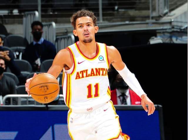 英超半场：两队合计零射正，琼斯远射中框，利兹联0-0利物浦（英超半场战报：利兹联0-0利物浦，双方零射正，琼斯远射中柱）