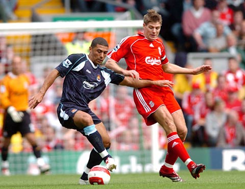 奥斯卡、巴尔加斯赛季前离队，武磊长期伤缺，但海港仍夺冠军（赛季前失去奥斯卡、巴尔加斯，武磊又长期伤停，海港仍加冕冠军）